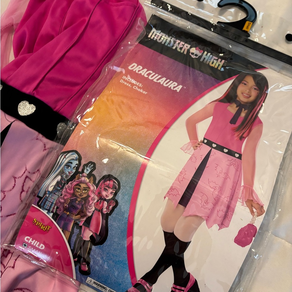 Monster high costume draculaura